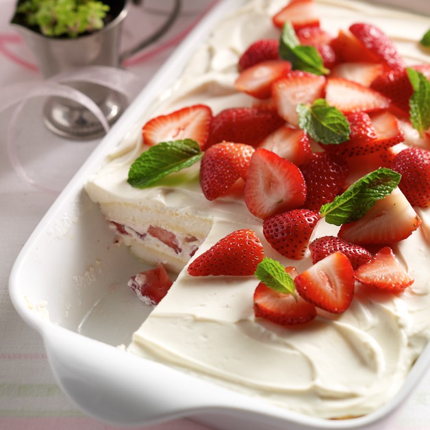 Strawberry Tiramisu - Daisy Brand - Sour Cream & Cottage Cheese