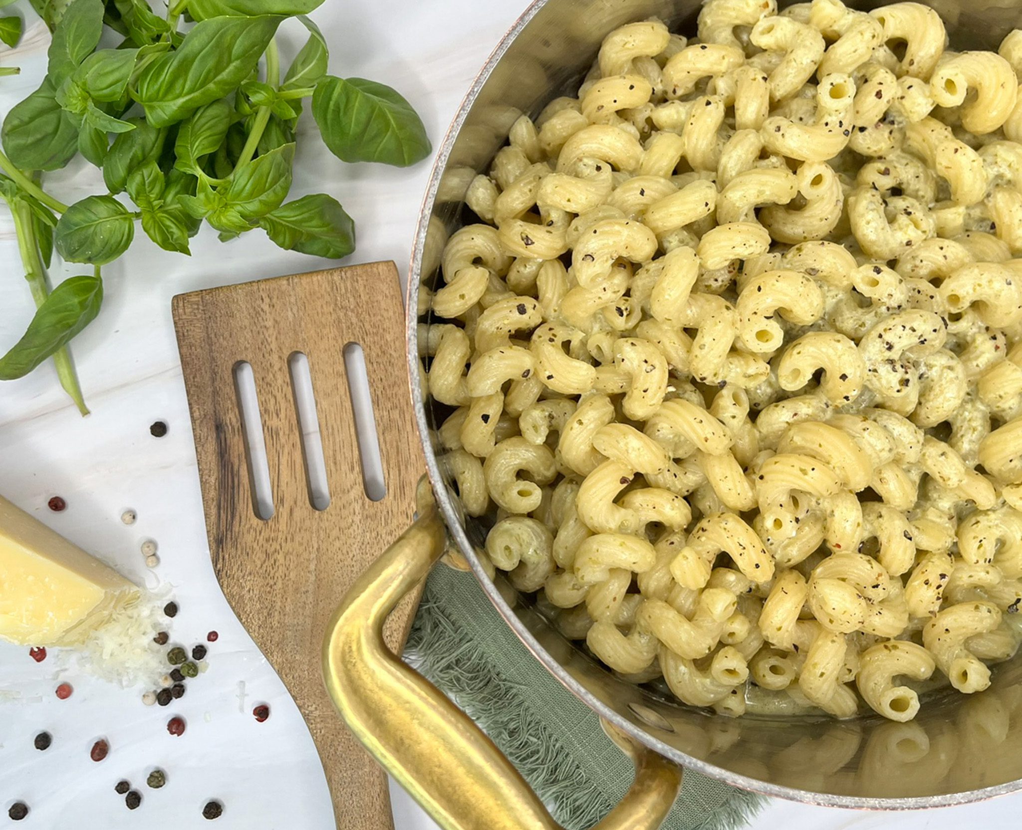 Cheesy Pesto One-Pan Pasta slider image 2